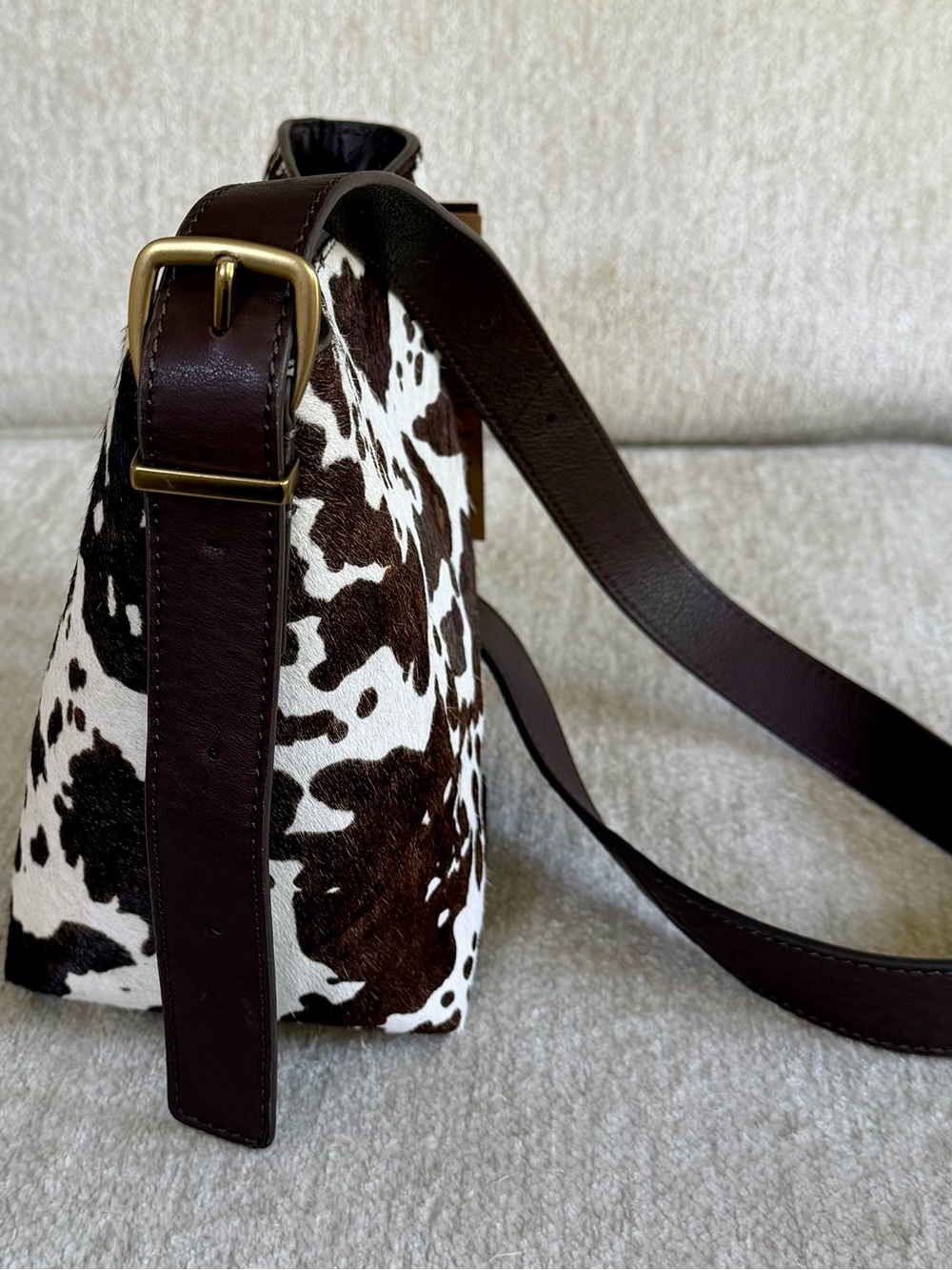 Margot New York Kaye Mini Leather Bucket Crossbody Cowhide Shoulder Bag - Picture 5 of 9
